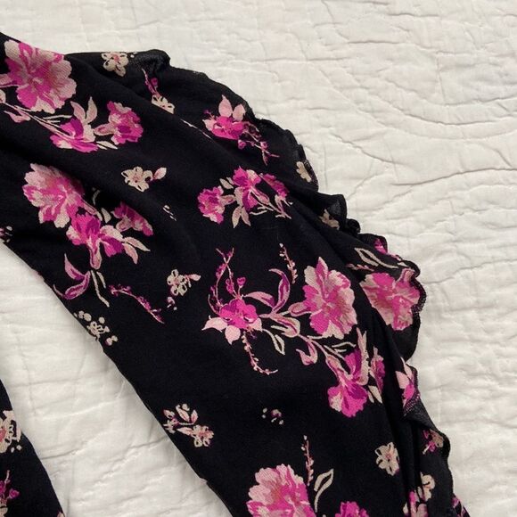 BP. Floral Tie Neck Long Sleeve Peasant Blouse size Medium - Picture 3 of 8